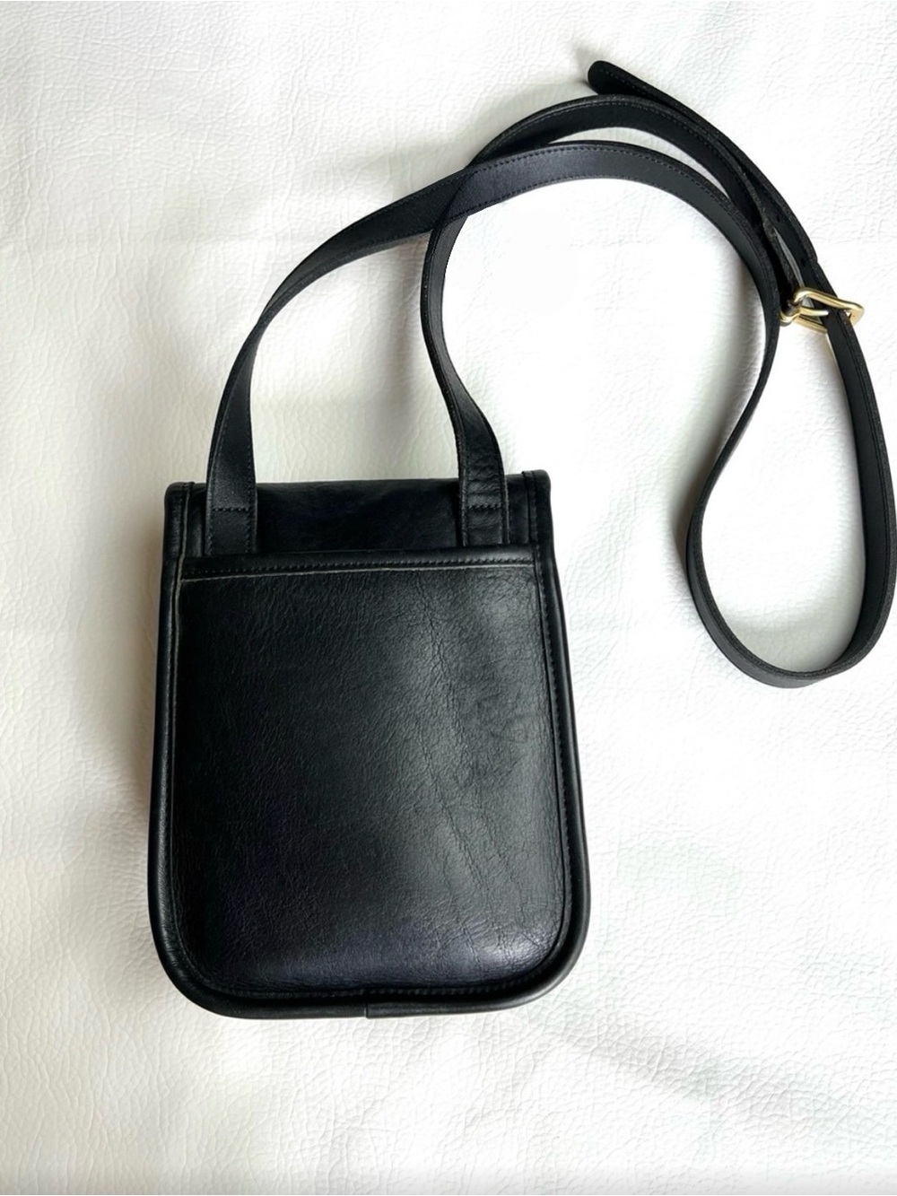 Coach Black Leather Crossbody Bag with Gold Turnlock - Picture 4 of 7